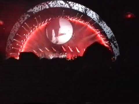 PINK FLOYD - Stade de la Pontaise, Lausanne (Switzerland) 25.09.1994 (from master/cut)