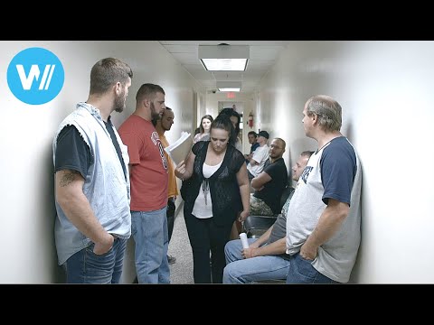 Süchtig nach Schmerzmitteln - Die Opioid-Krise in den USA (Doku, 2019)