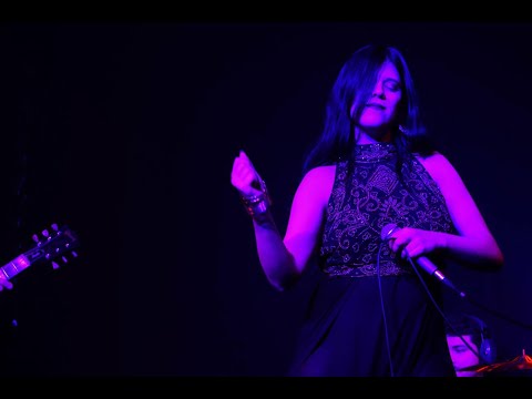 Maria Moss - Nah (Live at Cargo, London)