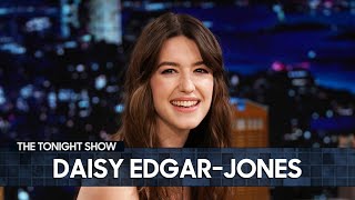 Daisy Edgar-Jones Tries Girl Scout Cookies for the First Time | The Tonight Show video