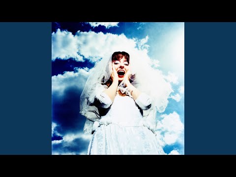 Quicksand Heart - Jenny on Holiday