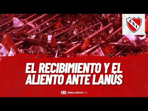 "El recibimiento y el saludo de los jugadores ante Lanús" Barra: La Barra del Rojo • Club: Independiente