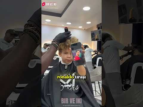 Ronaldo Tıraşı Yaptıran Çocuğun Son Hali! 😂⚽