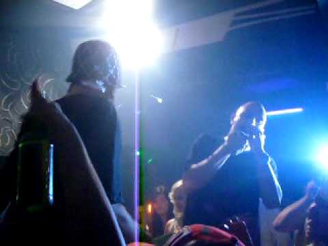 Guess who feat Spike club hypnotic Resita