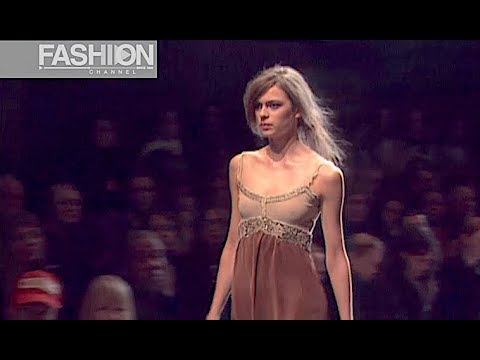 MIU MIU Fall 2004 2005 Milan - Fashion Channel