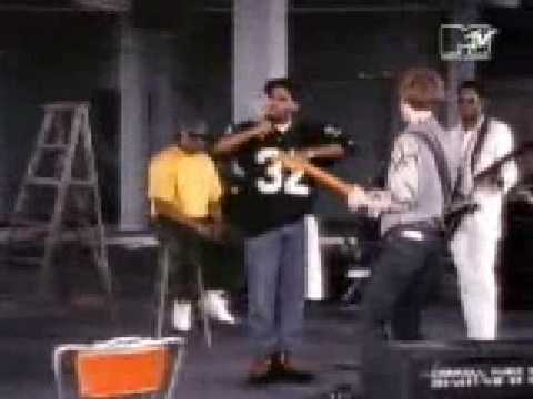 Brand New Heavies feat Grand Puba, Master Ace & Main Source - Heavy Rhyme Experience Theme 1992