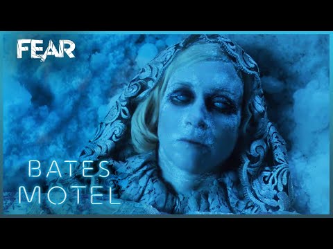 Romero Discovers Norma’s Body | Bates Motel