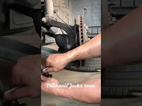 Replace Nissan Xtrail Drive Shaft