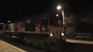 preview picture of video '66004 passes Welwyn North with 6G12 - Toton North Yard to Oakleigh Park Xmas Eve Engineers'