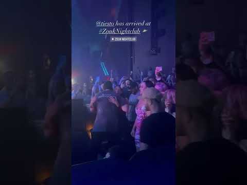 Tiësto saying hi to Katy Perry