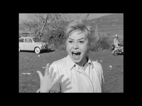 LE NOTTI DI CABIRIA - Clip Delirio di Cabiria | Filmauro
