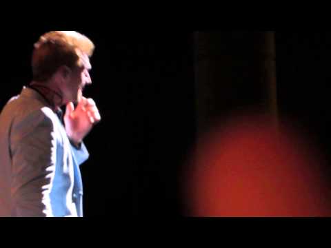 Nick Carter talking about the Bucs and welcoming fans to the BSB tour - Tampa 8/23/13