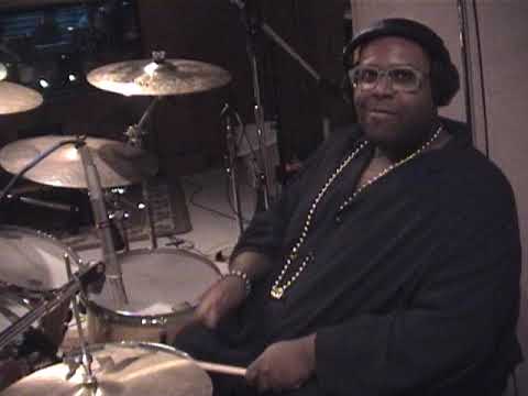 Michael Bland compares the Purdie & the Rosanna Shuffle (1999)