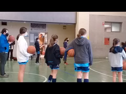 Infantil fem. El Pilar Amarillo Vs Maristas