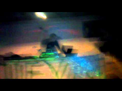 Dj NiLLoS Sabado 23/06/11 @ CUEVA DE JUARROS ENTREVISTA XD