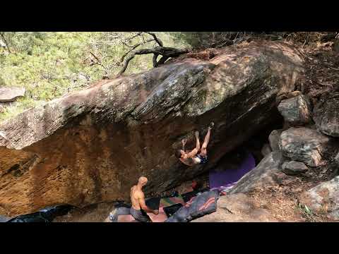Gorge of Eden - Bring The Action (6C+ / V5)