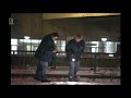 De politie onderzoekt in 2013 de plek waar Sedar Soares werd doodgeschoten | Video Duivestein