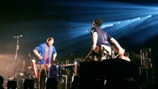 FRENSHIP - Knives (Live in Barcelona)