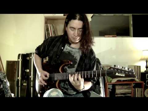 Slam - Vinnie Moore - Guitar Solo