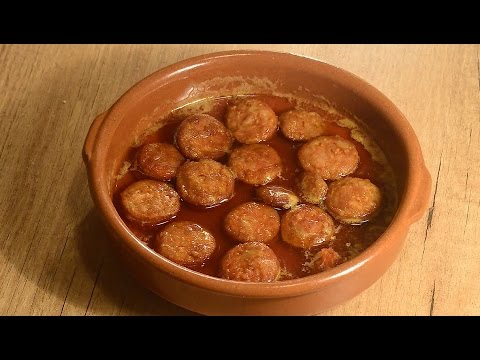 Chorizo in Hard Cider - Chorizo a la Sidra