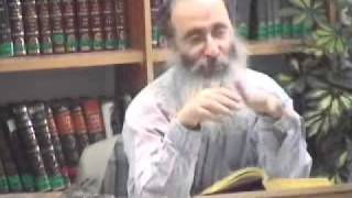 15115-4 מיהו המשחית? שיר: למה אלות?