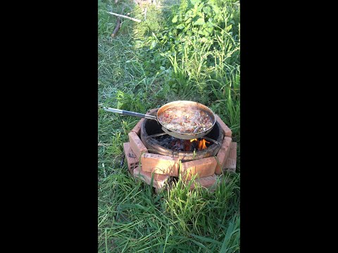 Summer Shakshuka | Outdoor cooking