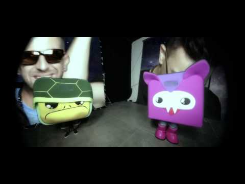 TWO FINGERZ feat. SIMON DE JANO - RAP UN PO' DANCE (OFFICIAL TEASER)