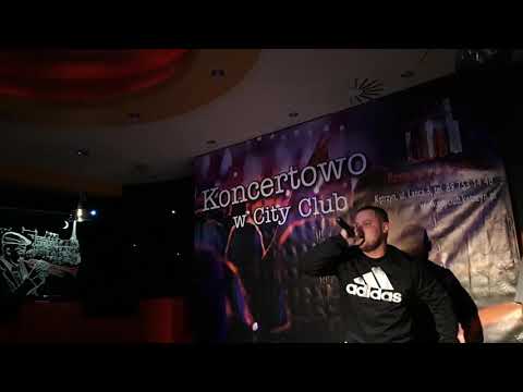 POCZĄTEK KONCERTU + NUMER "SZANSA"(RAP DLA DAWIDA 28.12.18)