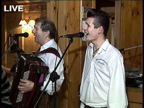 Musikantenwirt Ensemble und Zellberg Buam LIVE GESUNGEN -Ei Dirndl bist launisch