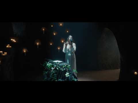 DULCE (VIDEO OFICIAL) MELINNA