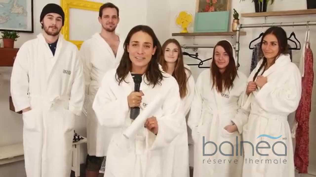 Enfilez le peignoir pour la cause