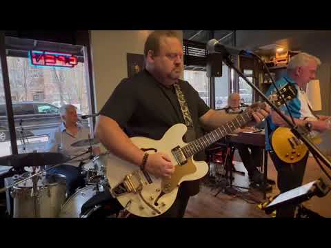 Promotional video thumbnail 3 for Classic Vinyl Band