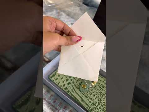 Hidesign leather wallet | women | wallets | green | myntra finds 👜 #shorts #ytshorts