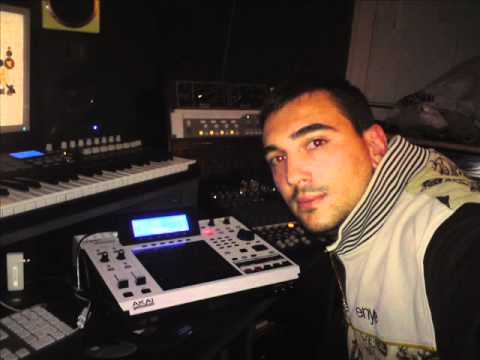 Avnish feat. Ummet - Shkupi pa prapavi