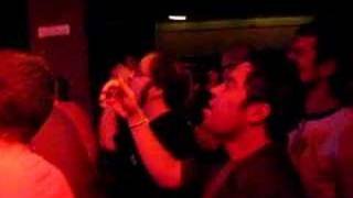 Smoking Popes sing-a-long