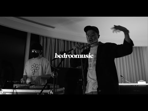 Eli feat: Yorko - BEDROOMUSIC