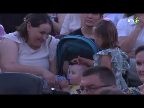 ODHUKI ROVNJINI - Revijalni nastup ruskih ansambloh