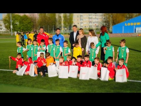 Otwarcie boiska po modernizacji w OSiR Targówek