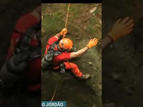 “A Polícia Civil encontrou um cemitério clandestino no Morro do Jordão  ‐  #caminhoparaumavidamelhor