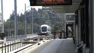 preview picture of video 'Travel Light, Seattle's New Light Rail Train'