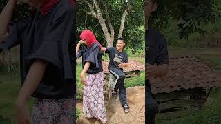 Download lagu penampilan baru Odah bikin shock mp3