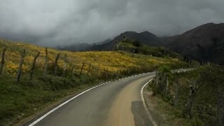 preview picture of video 'De  BALSAS a LEYMEBAMBA : INCREÍBLE CARRETE ANDINA ( AMAZONIC ANDEAN PAVED ROAD )'