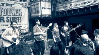 Milo Greene - Perfectly Aligned