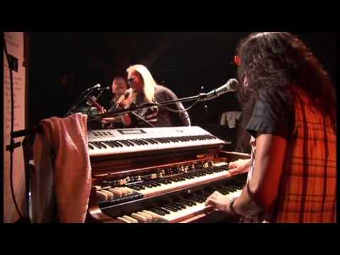 KEN HENSLEY ex Uriah Heep feat JORN LANDE - Easy L