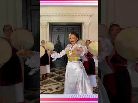 Diva Adelina Ismaili rikhen Përzini çajat me version të ri 😍🔥 #viral #adelinaismaili #shorts