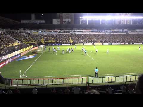 HENRI BRETON - Criciúma 1 x 1 Ponte Preta - Estádio Heriberto Hulse - 04.11.2013