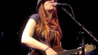 Ingrid Michaelson &quot;Giving Up&quot; 11/7/08