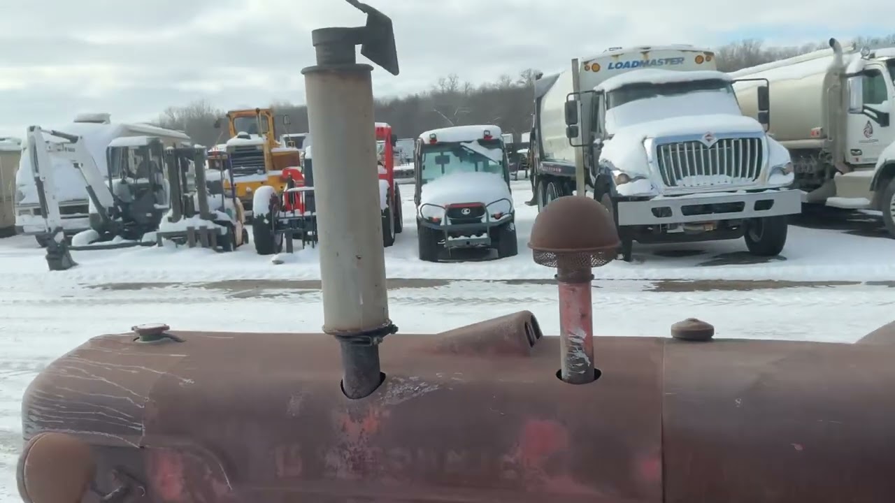 1950 McCormick-Deering W4 Tractor | Repocast.com