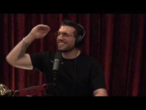 Joe Rogan Experience #1947 - Chris Distefano