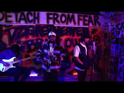 ZAIRRION- Slide (Feat. Shawn Foxx & Buffy) (Live)